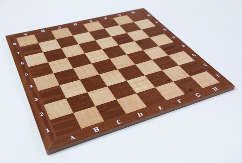 Schackbräde 40x40 cm med rutor i trämosaik